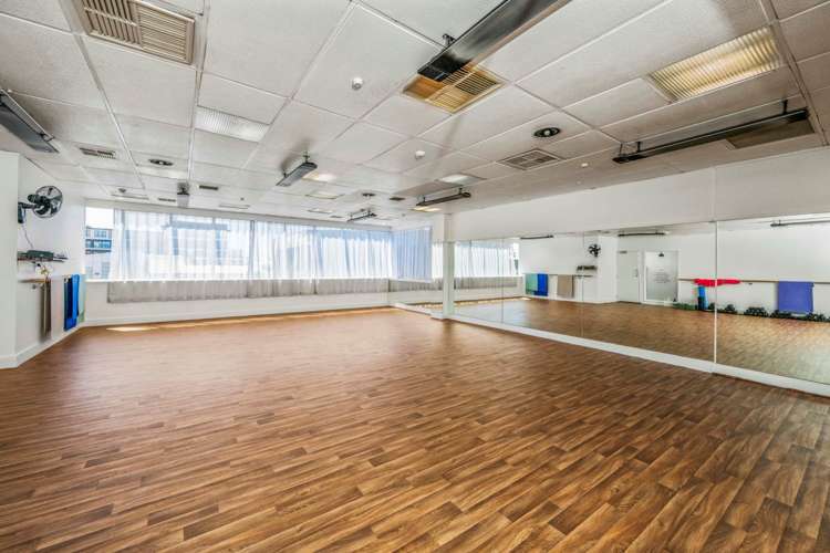 Unit B/199 Lincoln Road Henderson_19