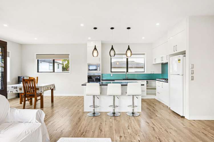 7 Eric Gifford Drive Ranui_1