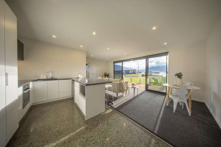 60 Takitimu Avenue Te Anau_24