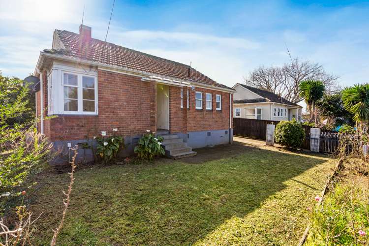 238 Mount Smart Road Onehunga_8