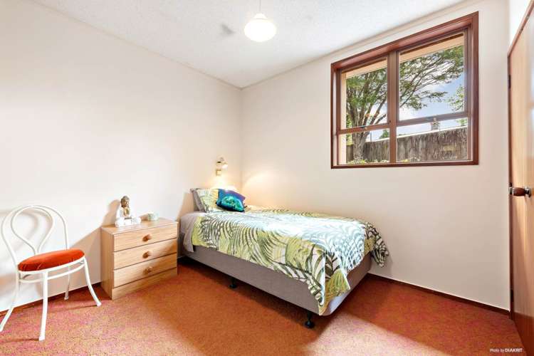 12a Shetland Street Glen Eden_10