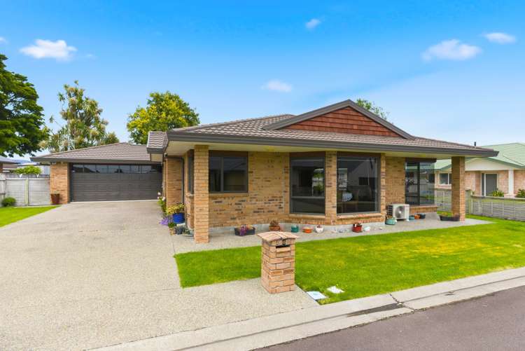 6 Campbell Grove Levin_9