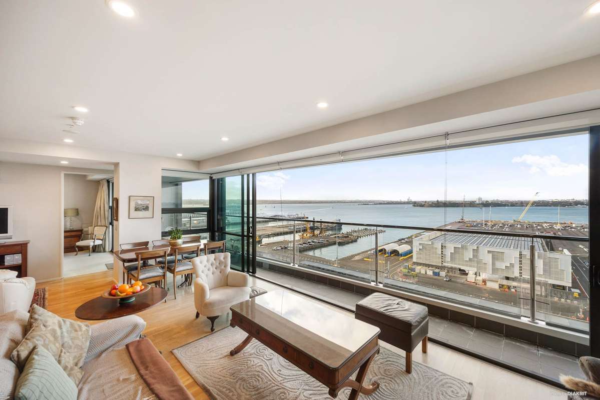 1502/18 Beach Road_0