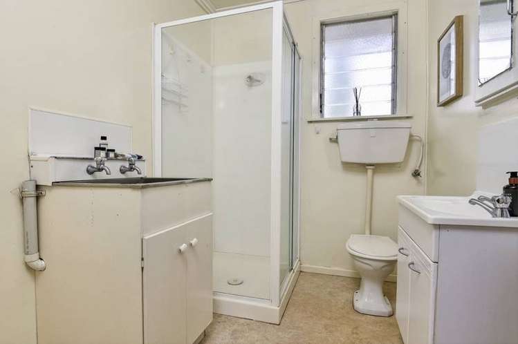 1/1034a New North Road Mount Albert_8