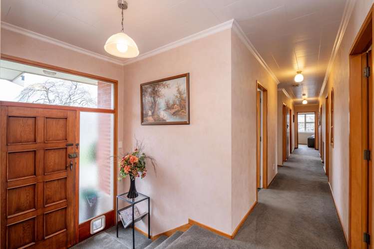 142 Catherine Street Windsor_13