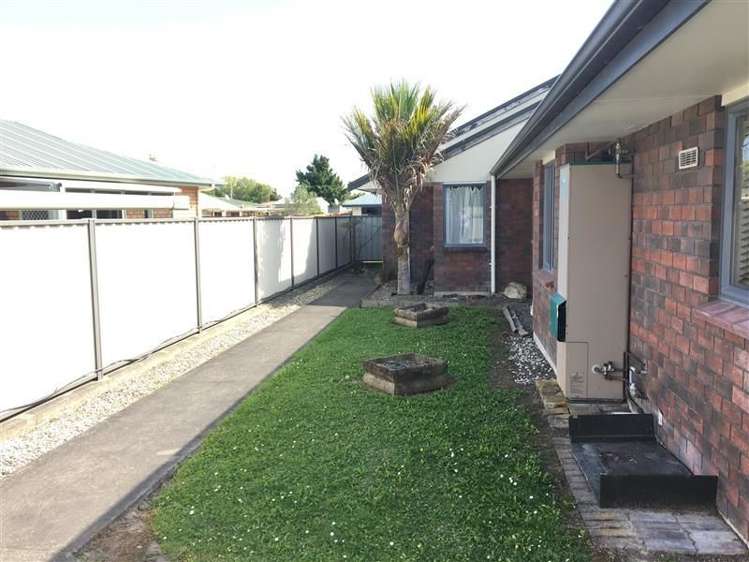 8 Lancewood Lane Roslyn_11