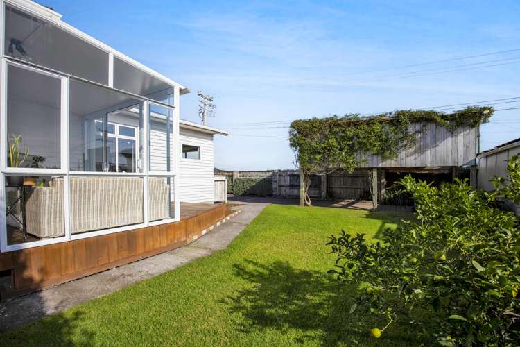 147 Ngamotu Road Spotswood_31