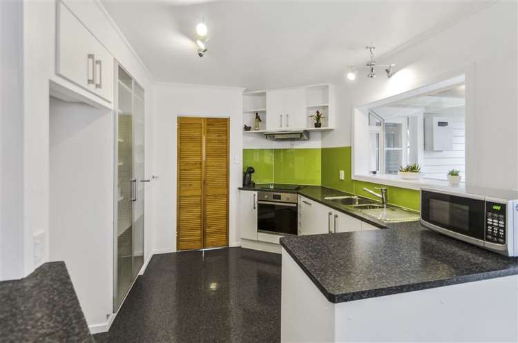 6 Myers Road Manurewa_2