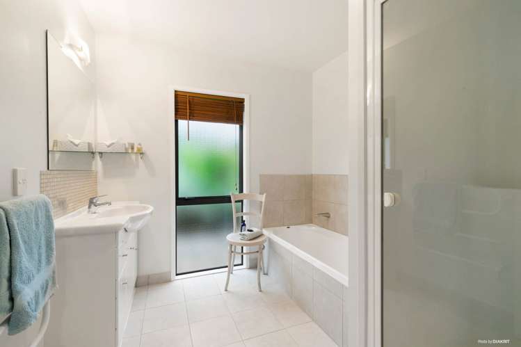 241 Beaver Road Bombay_14