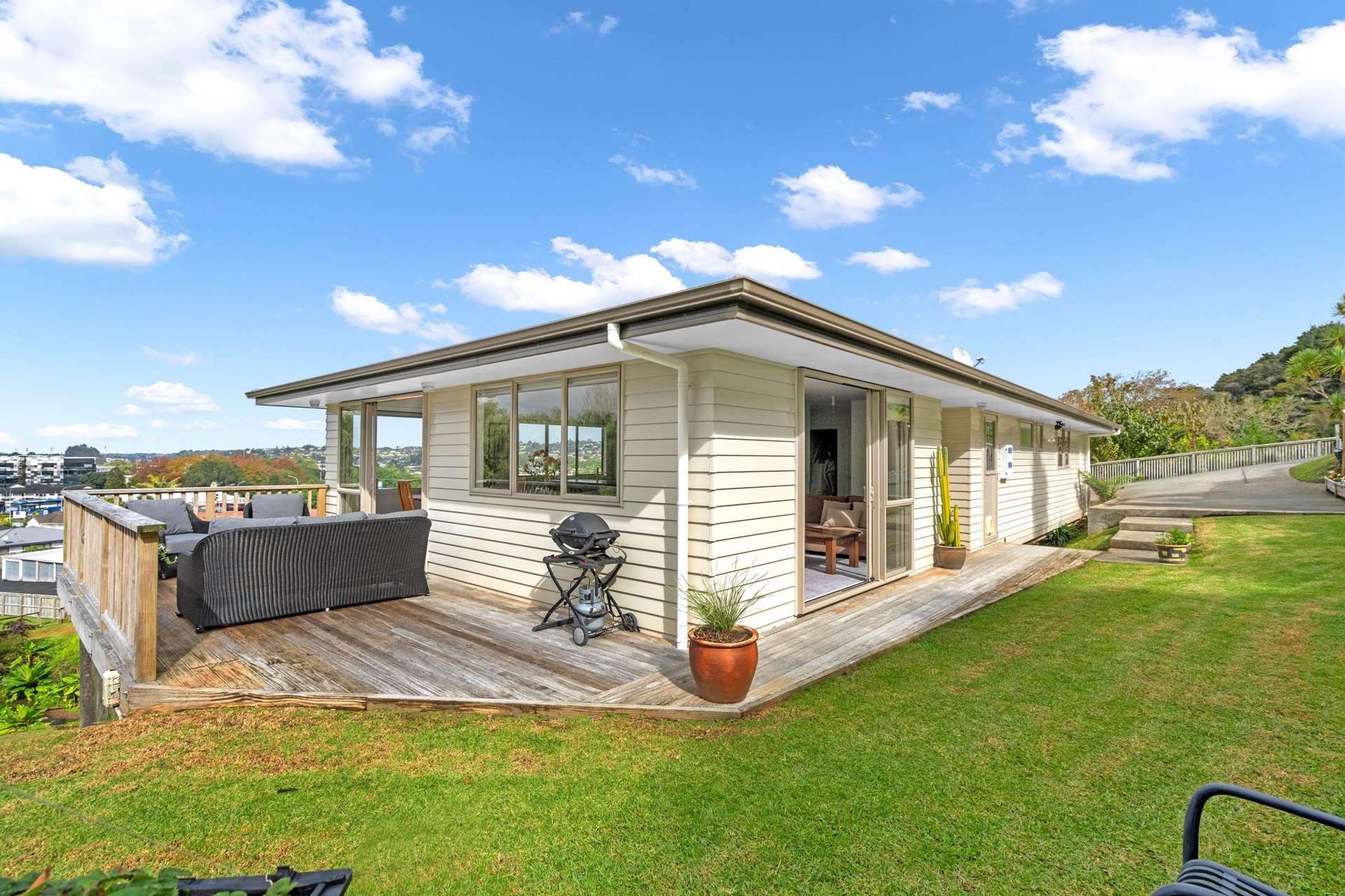 4 High Oaks Way Avenues_0