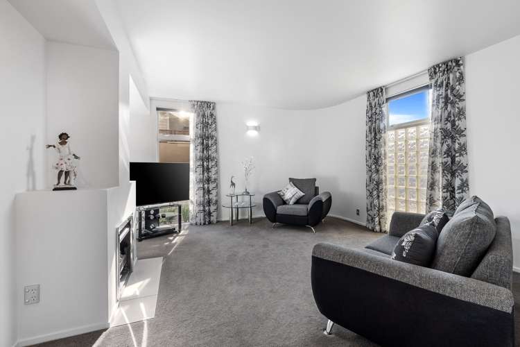 242a Lake Road Hauraki_6