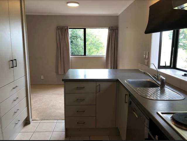 2/19 Regency Place Sunnynook_4