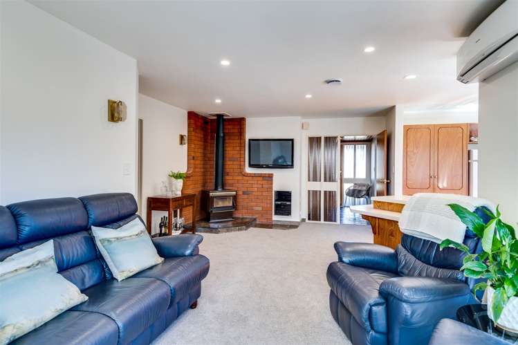 2 Webb Place Taradale_9