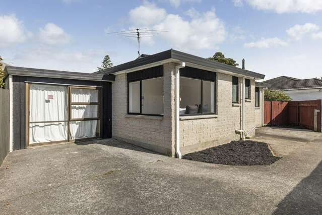 2/64 Hoteo Ave 10695_3