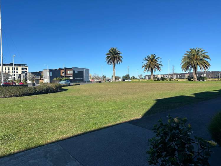6 Alexander Willis Crescent Hobsonville_14