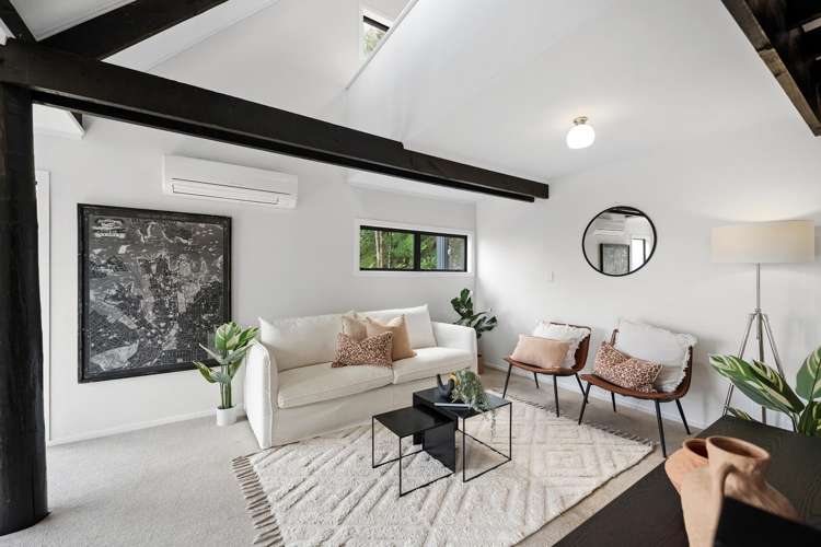 35 Pluto Place Beach Haven_2