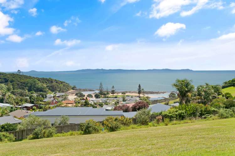 29 Dudley Crescent Cable Bay_7