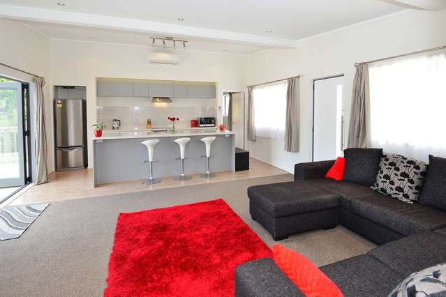 7 Vipond Road Stanmore Bay_2