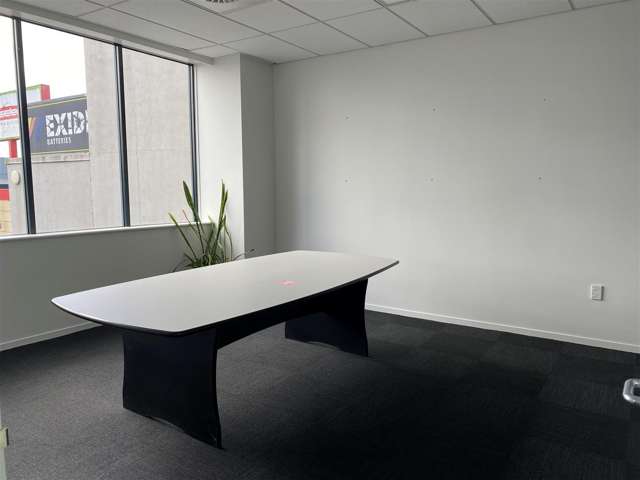 First Floor, 533 Anglesea Street Hamilton Central_3