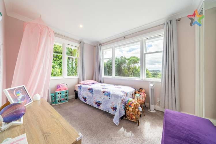 79 Miromiro Road Normandale_15