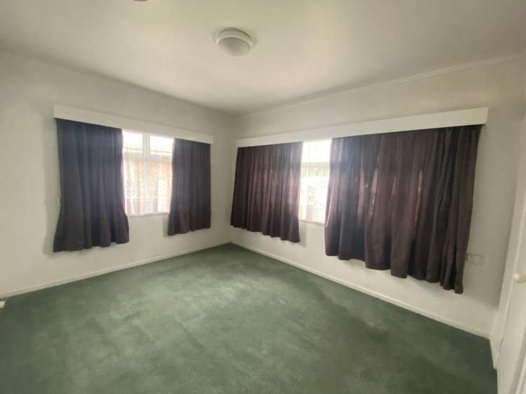 330 Western Hills Drive Avenues_6