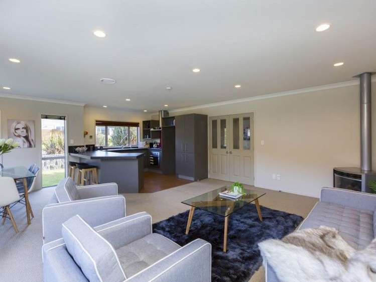 35 Mcewen Crescent Riverstone Terraces_6