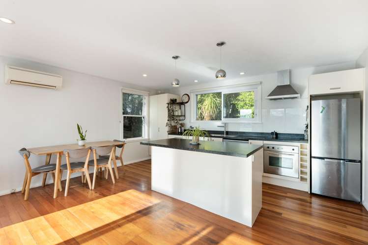 110 Sidlaw Street Strathmore Park_6