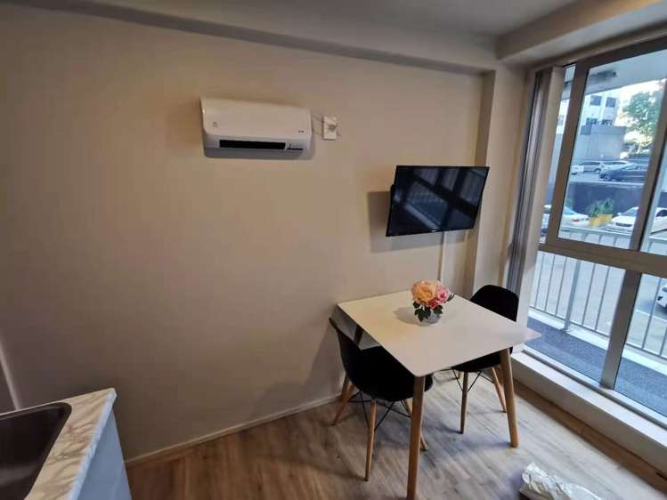 216/72 Nelson Street Auckland Central_6