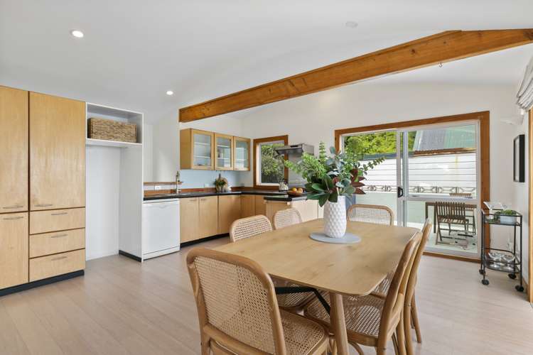 32 Owhiro Bay Parade Owhiro Bay_7