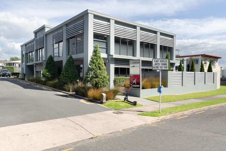 Level 1 Office 102 Hamilton Street_0