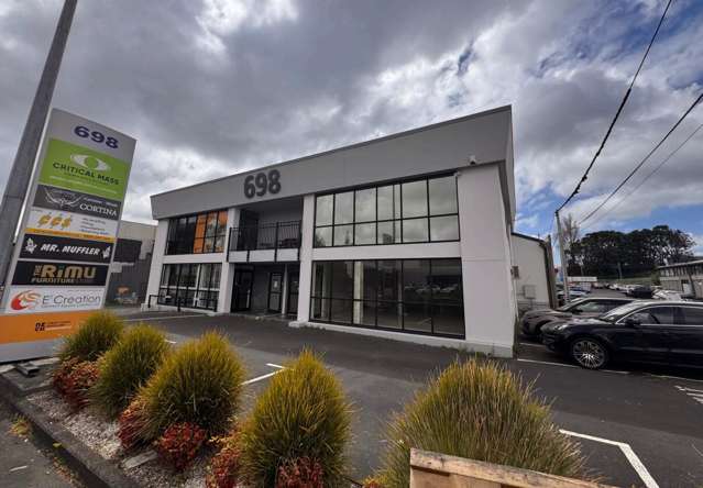 Bright and Lively Office on Great South Road