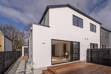6/106 Rattray Street_2