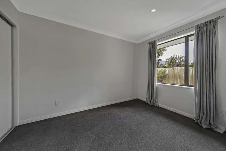 7 Milkers Gate Parklands_12