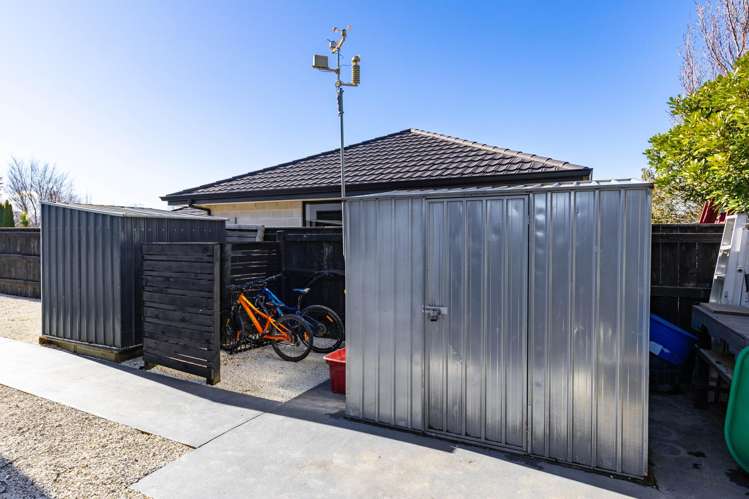 28 Windsor Close Springlands_32
