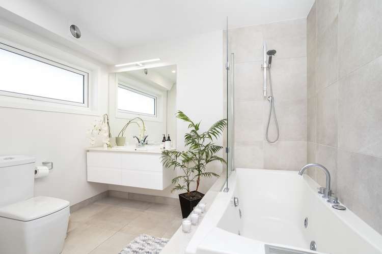 3 Grainger Road Te Atatu South_17