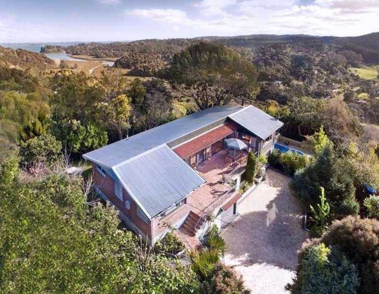 34 Grendon Road Titirangi_14