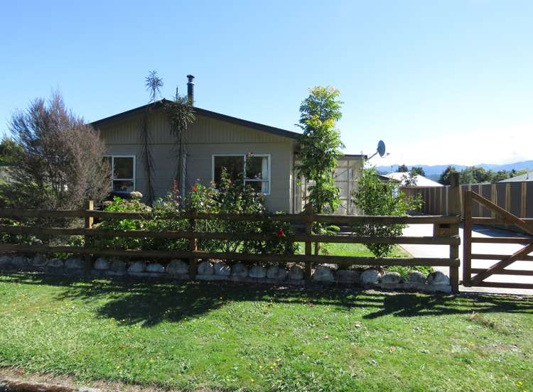 2 Walsh Street Reefton_20