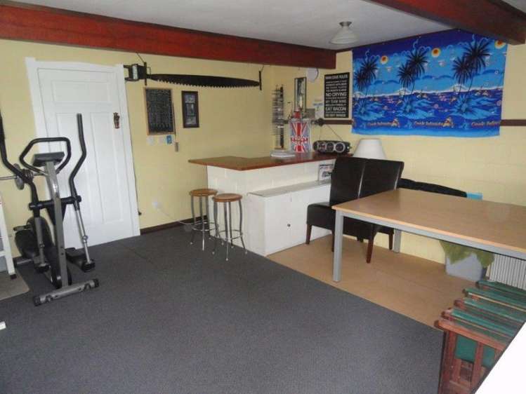 10 The Bluff Riverside_12