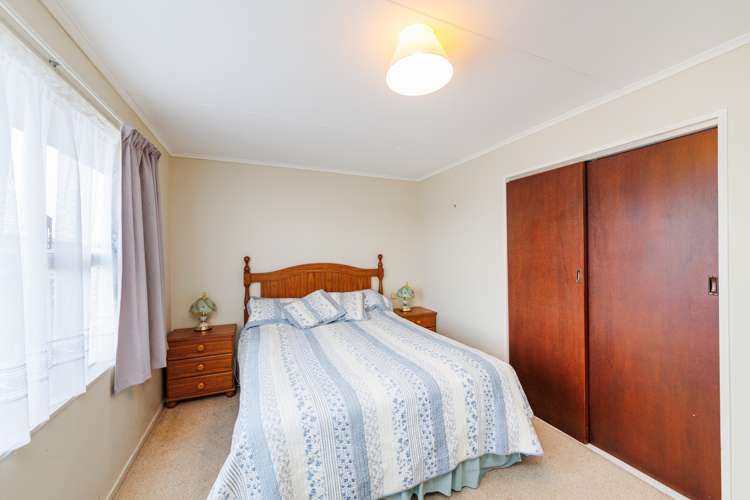 20 Russell Street Feilding_16