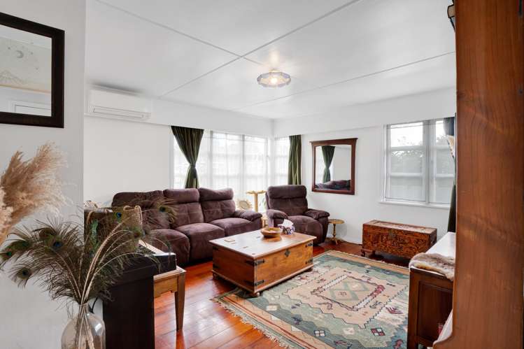 2 Gladstone Street Hawera_15