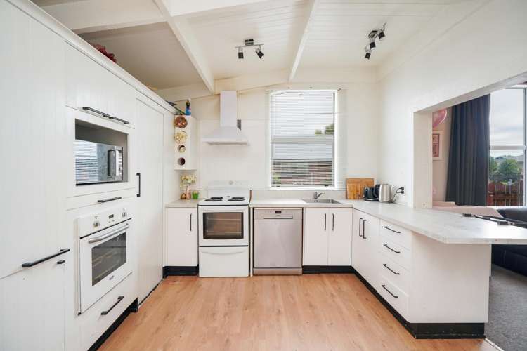 83 Robertson Street Richmond_1