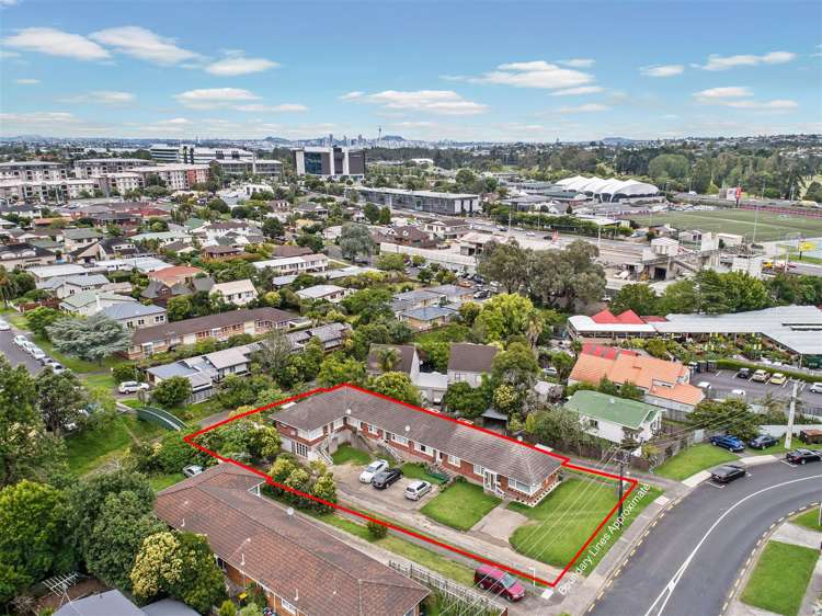 1/10 Nile Road Milford_11