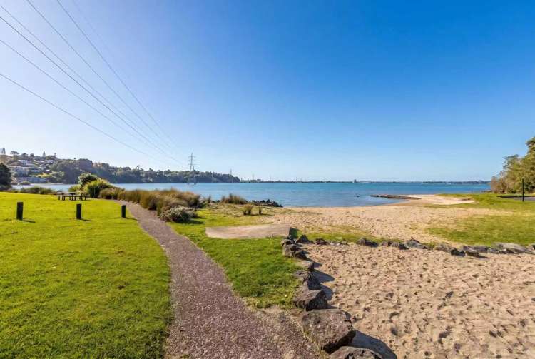 Lot 3/80 Goodall Street Hillsborough_22