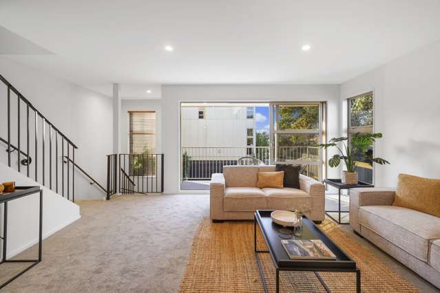 7 Elderwood Lane Edgeware_1