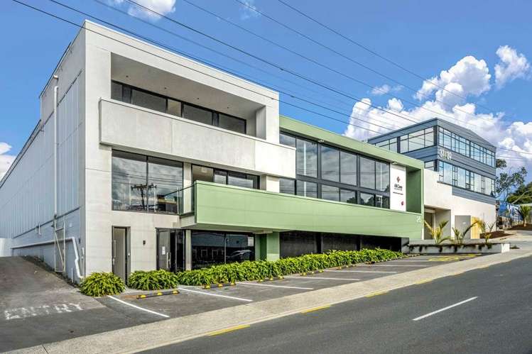 37-39 Woodside Avenue_0