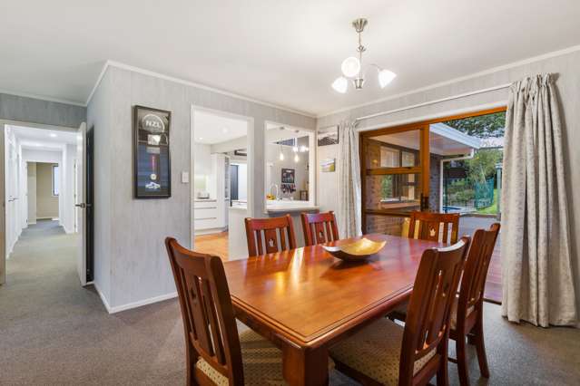 8 Hamish Place Sunnyhills_4