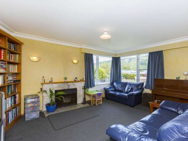 16 Ruru Crescent Heretaunga_3