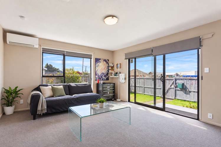 1/6 Washbournes Road Wigram_2
