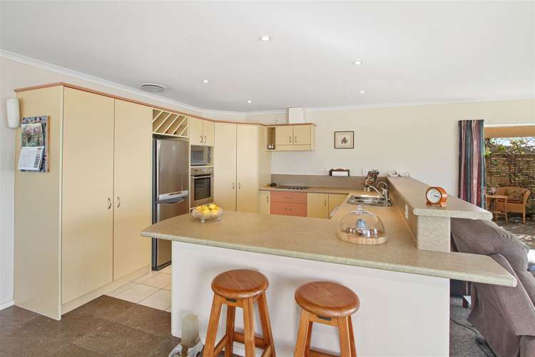 46 Torkar Road Clarks Beach_33