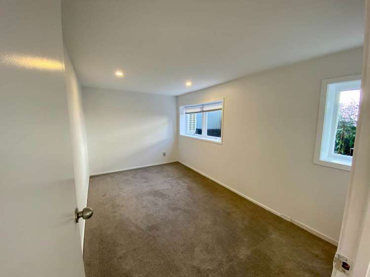 51 Bradbury Road Botany Downs_9